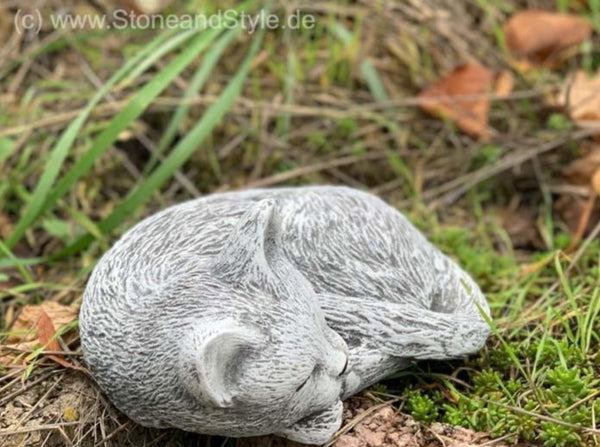 Steinfigur Katze "Leonie"