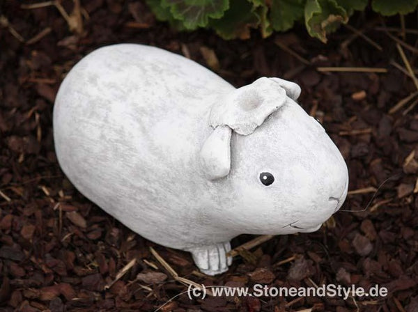Steinfigur Meerschweinchen "Helmut"