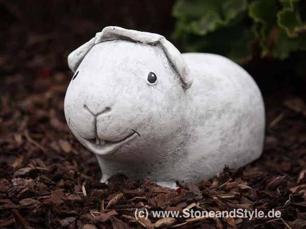 Steinfigur Meerschweinchen "Helmut"