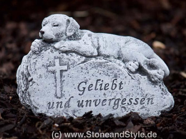 Steinfigur Grabschmuck Hund "Geliebt und Unvergessen"