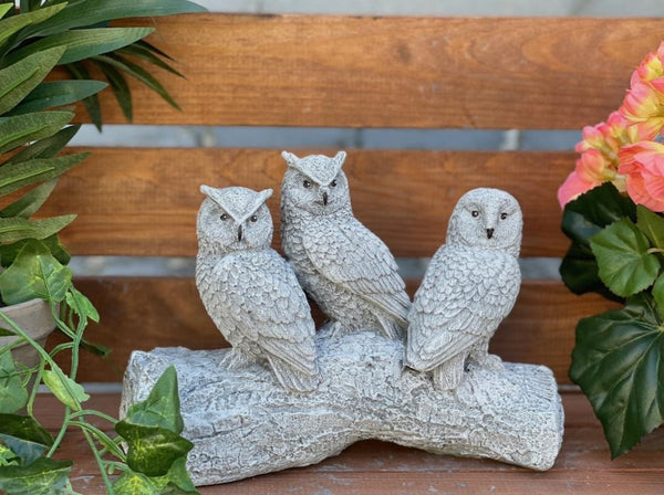 Steinfigur "3 Eulen auf Baumstamm"
