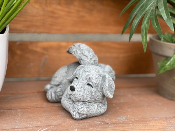 Steinfigur Hund mit Engelsflügeln Grabstein