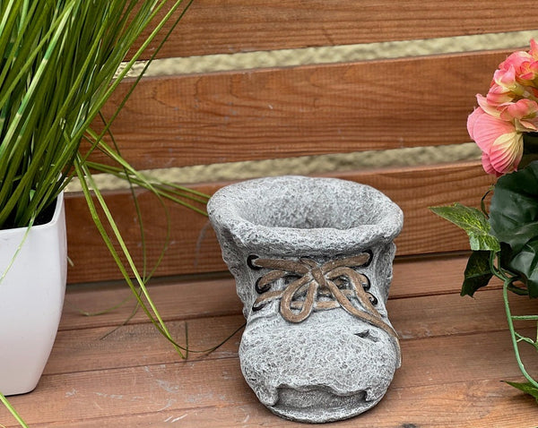 Steinfigur Pflanzschale Stiefel