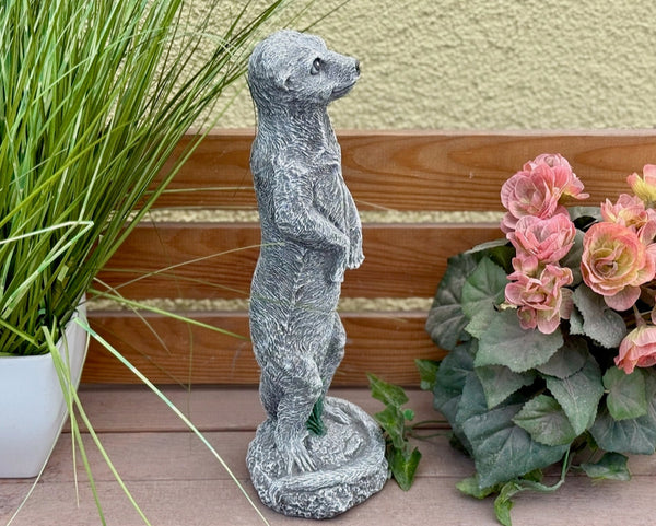 Steinfigur Erdmännchen Guido