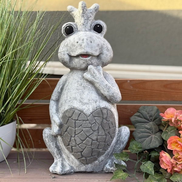 Steinfigur Froschkönigin