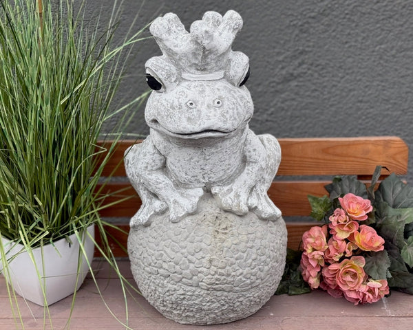 Steinfigur Froschkönig