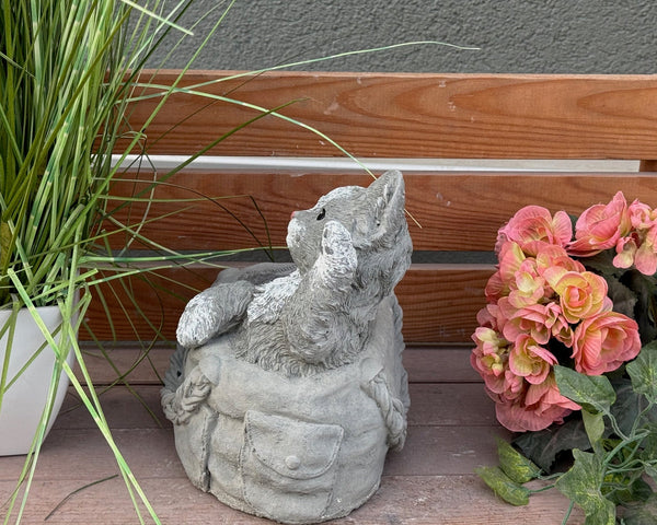 Steinfigur Katze Cleo