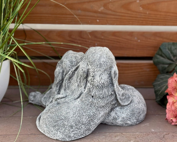 Steinfigur 2 Basset Hound