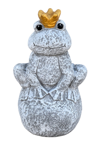 Freigestellte Steinfigur Froschkönig auf Kugel aus Steinguss für Garten und Terrasse