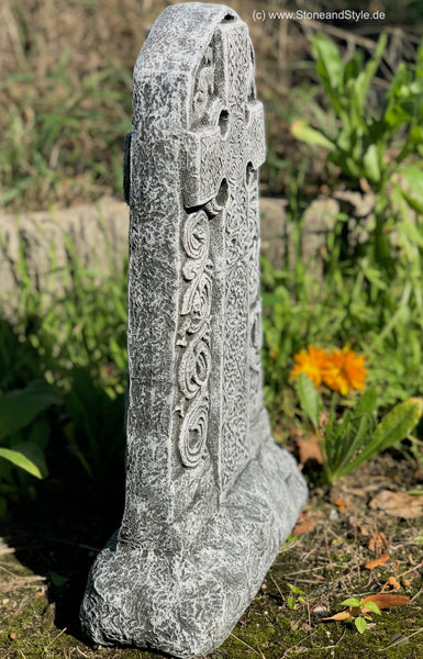 Steinfigur grosses Keltenkreuz