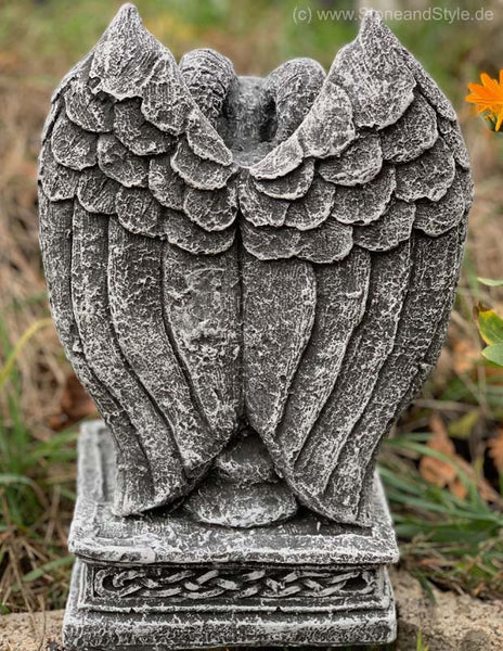 Steinfigur Gargoyle mit Hörner