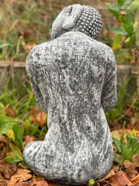 Steinfigur  träumender Buddha Shiva