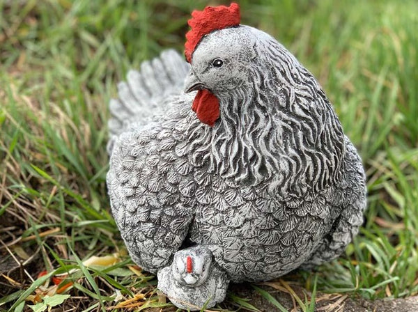 Steinfigur Huhn/ Henne mit Küken