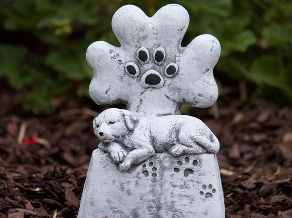 Steinfigur Grabschmuck Hund "Tatze"