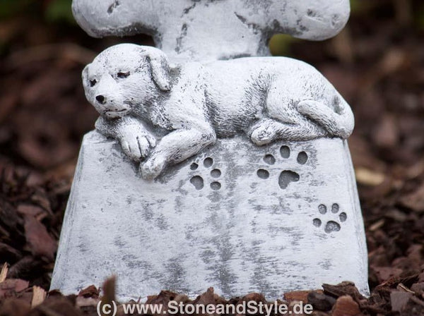 Steinfigur Grabschmuck Hund "Tatze"