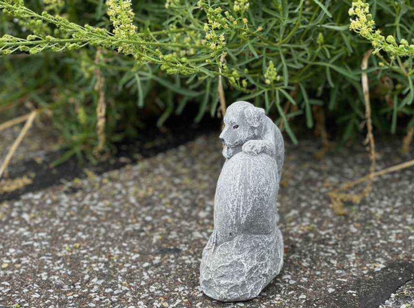 Steinfigur Grabschmuck Grabherz Hund "Geliebt und Unvergessen"